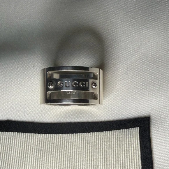 Authentic GUCCI - Ring - 925 silver size 7.75 with box and COA. - Picture 11 of 12